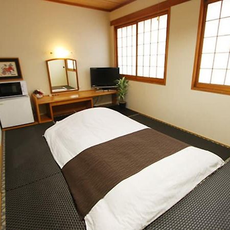 Hotel Livemax Budget Naha Tomarikou Exterior foto